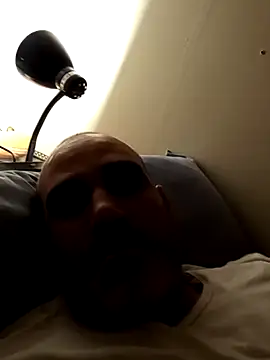 pelarrico12 online show from 10/18/25, 05:54