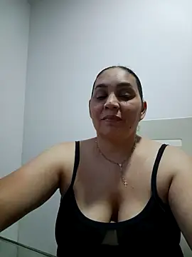 MirandaSoto online show from 02/06/26, 03:44