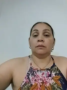 Snapshot of MirandaSoto chatting on 07/28/26, 04:30 MirandaSoto online show from 07/28/26, 04:30