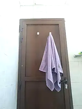 Snapshot of jonypl chatting on 12/12/24, 06:25 jonypl online show from 12/12/24, 06:25