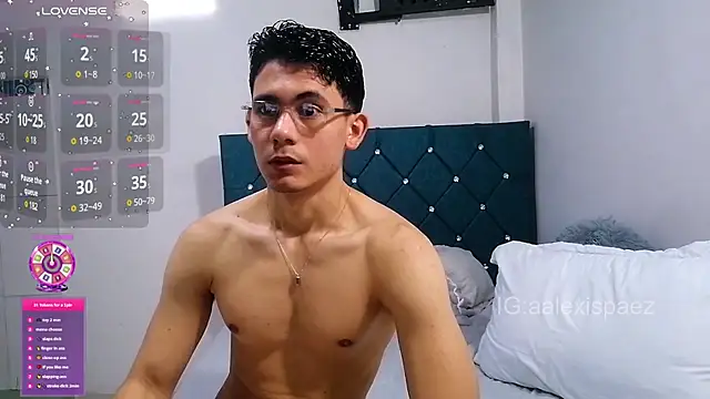 Snapshot of alexispaez457062 chatting on 10/22/25, 09:47 alexispaez457062 online show from 10/22/25, 09:47