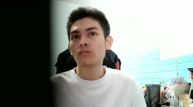 Snapshot of thisisbook_223 chatting on 12/13/24, 12:06 thisisbook 223 online show from 12/13/24, 12:06