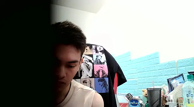 Snapshot of thisisbook_223 chatting on 01/27/25, 05:47 thisisbook 223 online show from 01/27/25, 05:47