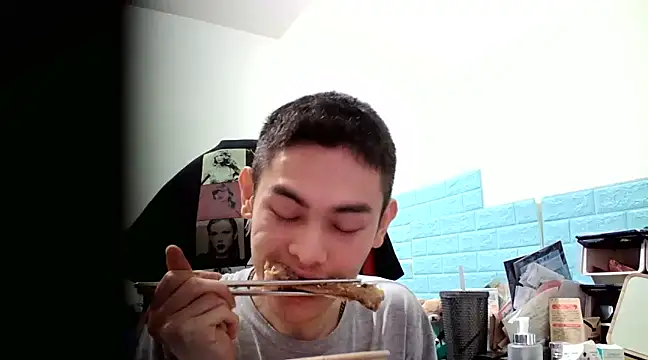 Snapshot of thisisbook_223 chatting on 02/21/25, 04:59 thisisbook 223 online show from 02/21/25, 04:59