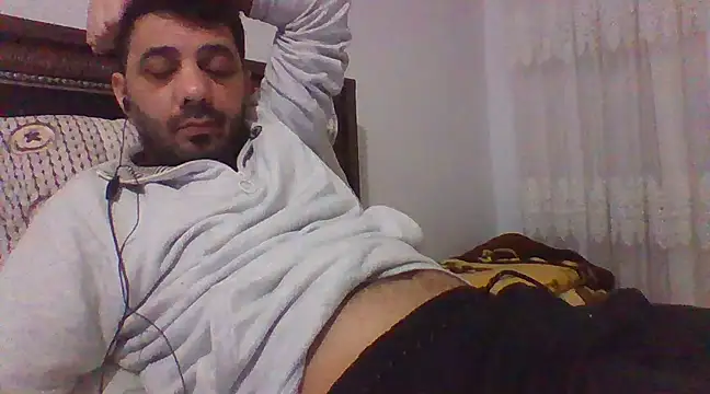 Snapshot of Sexyy_Mann34 chatting on 02/15/25, 08:43 Sexyy Mann34 online show from 02/15/25, 08:43