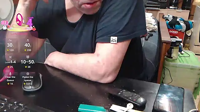 misteryman1956 online show from 10/01/25, 06:08