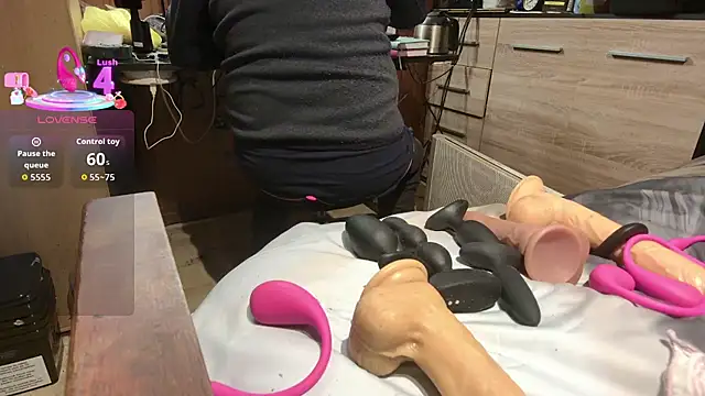 misteryman1956 online show from 02/23/26, 06:55