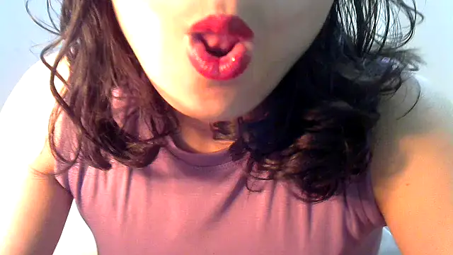 Snapshot of phuljhadi chatting on 01/06/25, 04:34 phuljhadi online show from 01/06/25, 04:34