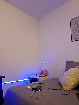 Snapshot of VictoriaEvaans_ chatting on 10/25/25, 11:10 VictoriaEvaans online show from 10/25/25, 11:10