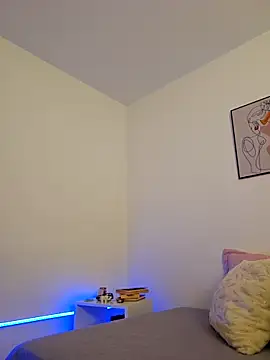 Snapshot of VictoriaEvaans_ chatting on 10/30/25, 11:38 VictoriaEvaans online show from 10/30/25, 11:38