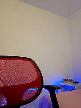 Snapshot of VictoriaEvaans_ chatting on 11/06/25, 09:48 VictoriaEvaans online show from 11/06/25, 09:48