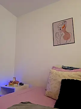 Snapshot of VictoriaEvaans_ chatting on 11/16/25, 07:08 VictoriaEvaans online show from 11/16/25, 07:08