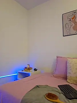 Snapshot of VictoriaEvaans_ chatting on 11/20/25, 10:09 VictoriaEvaans online show from 11/20/25, 10:09