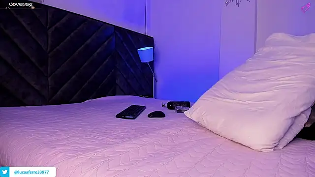 Luca ferrer  online show from 02/10/25, 08:31