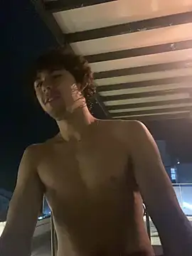 Luca ferrer  online show from 03/19/25, 07:40