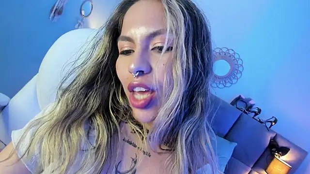 delilah fix online show from 09/17/25, 07:26