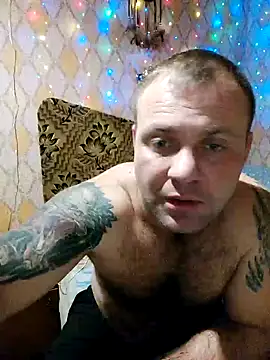 Snapshot of Crek666 chatting on 12/28/24, 07:22 Crek666 online show from 12/28/24, 07:22