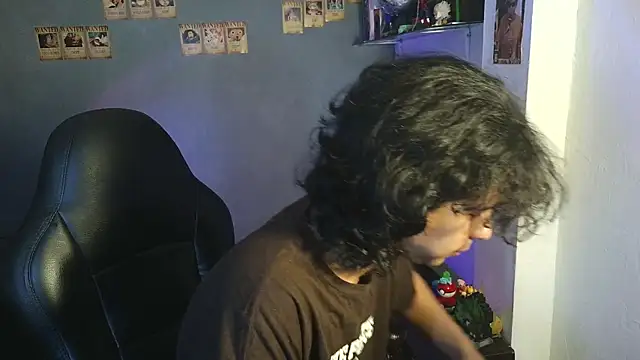 Snapshot of kairozz chatting on 02/07/25, 12:28 kairozz online show from 02/07/25, 12:28