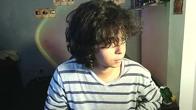 Snapshot of kairozz chatting on 02/10/25, 12:50 kairozz online show from 02/10/25, 12:50