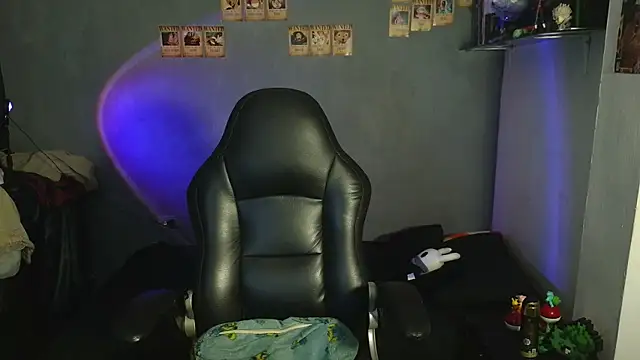 Snapshot of kairozz chatting on 02/11/25, 03:40 kairozz online show from 02/11/25, 03:40