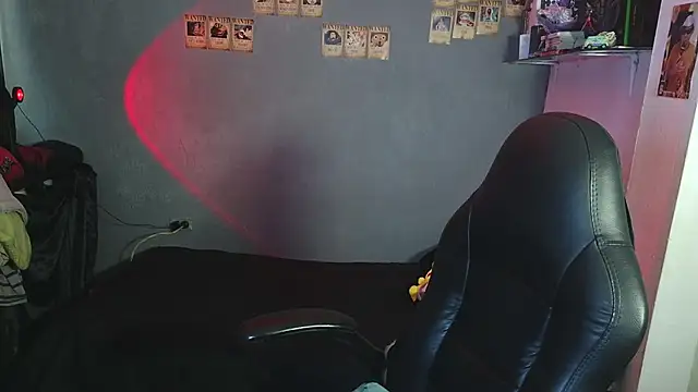 Snapshot of kairozz chatting on 02/21/25, 05:31 kairozz online show from 02/21/25, 05:31