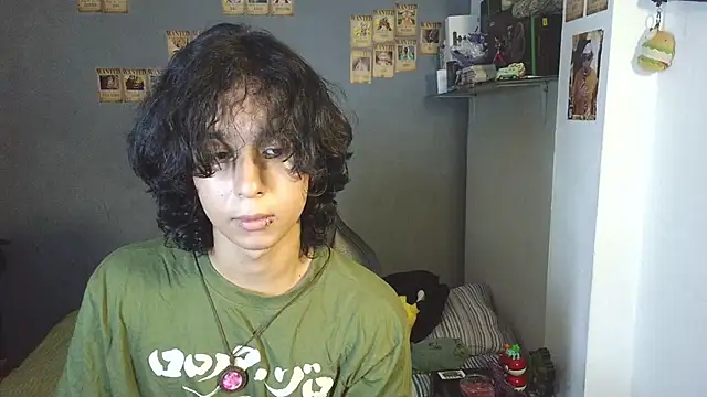 Snapshot of kairozz chatting on 02/23/25, 08:44 kairozz online show from 02/23/25, 08:44