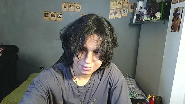 Snapshot of kairozz chatting on 02/27/25, 01:28 kairozz online show from 02/27/25, 01:28