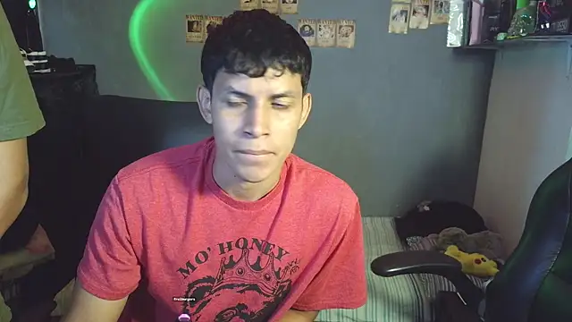 Snapshot of kairozz chatting on 03/19/25, 02:13 kairozz online show from 03/19/25, 02:13