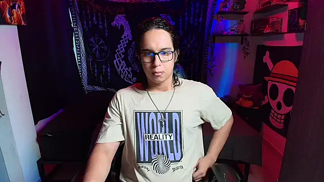 Snapshot of kairozz chatting on 09/13/25, 01:44 kairozz online show from 09/13/25, 01:44