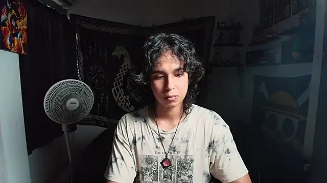 Snapshot of kairozz chatting on 09/29/25, 06:13 kairozz online show from 09/29/25, 06:13