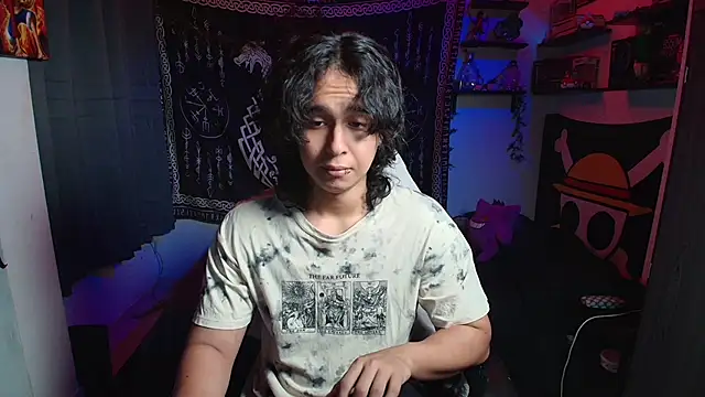 Snapshot of kairozz chatting on 10/11/25, 01:20 kairozz online show from 10/11/25, 01:20