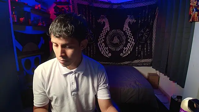 Snapshot of kairozz chatting on 11/08/25, 07:34 kairozz online show from 11/08/25, 07:34