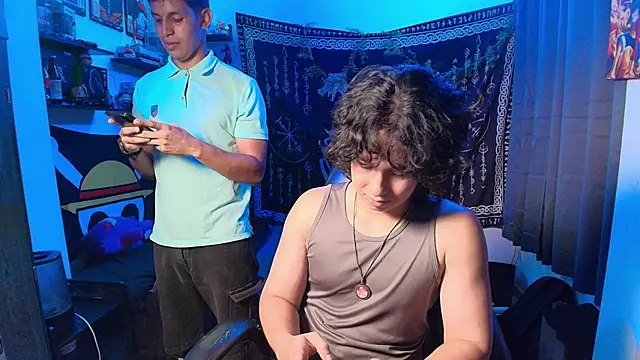 Snapshot of kairozz chatting on 11/25/25, 06:41 kairozz online show from 11/25/25, 06:41