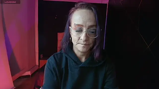 NatashaMason  online show from 03/05/25, 11:38