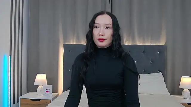 LeilaLow online show from 01/15/26, 03:05