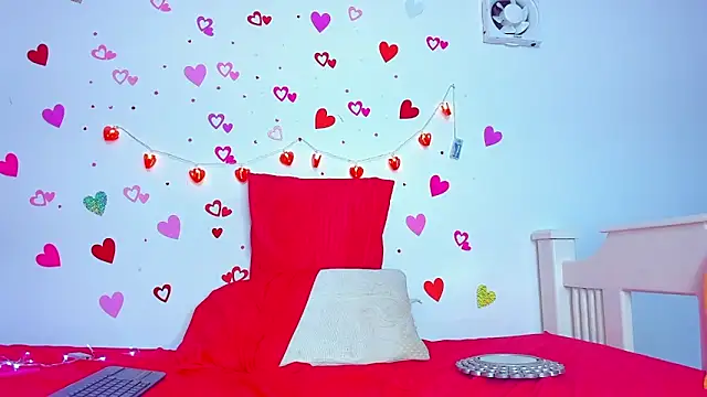 Snapshot of Tasty_Alan chatting on 02/16/25, 08:00 Tasty Alan online show from 02/16/25, 08:00