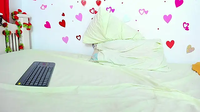 Snapshot of Tasty_Alan chatting on 02/24/25, 02:08 Tasty Alan online show from 02/24/25, 02:08