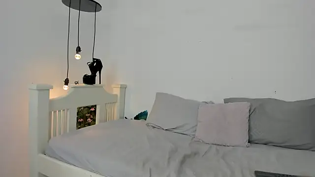 Snapshot of Tasty_Alan chatting on 10/26/25, 08:37 Tasty Alan online show from 10/26/25, 08:37