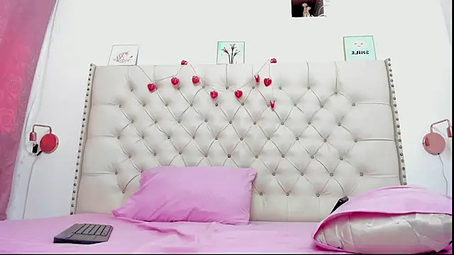 Snapshot of Tasty_Alan chatting on 11/03/25, 08:21 Tasty Alan online show from 11/03/25, 08:21