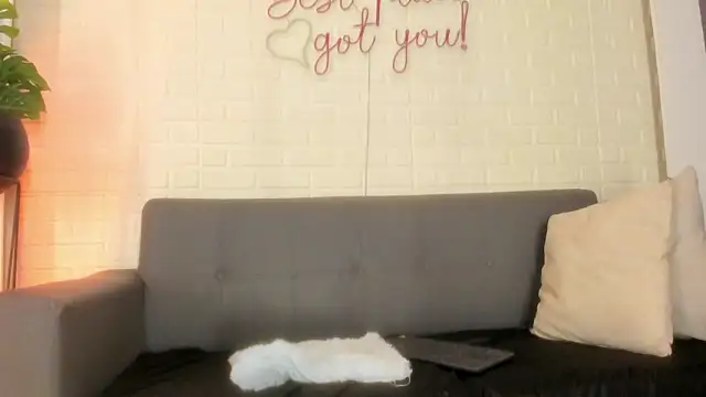 karina gomez 18 online show from 02/16/26, 11:28