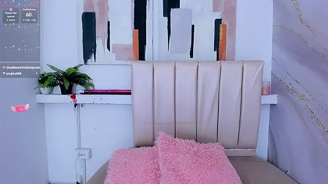 Snapshot of julieta_aguilar1 chatting on 11/12/25, 07:24 julieta aguilar1 online show from 11/12/25, 07:24