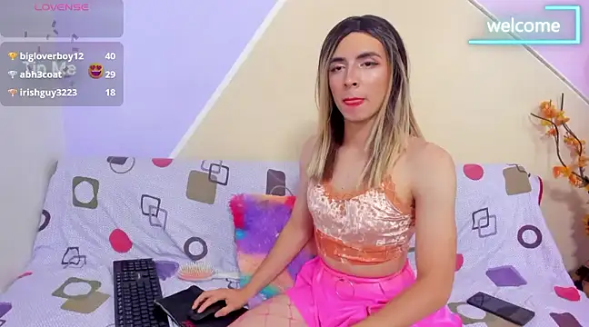 Snapshot of KurumetWink10 chatting on 12/22/24, 10:17 KurumetWink10 online show from 12/22/24, 10:17