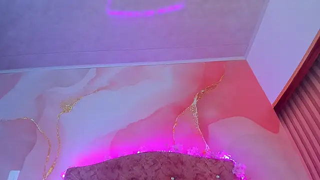 Bella  sweet online show from 03/01/25, 07:04