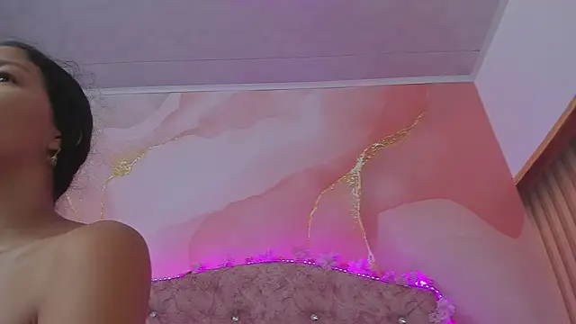 Bella  sweet online show from 11/29/25, 10:40