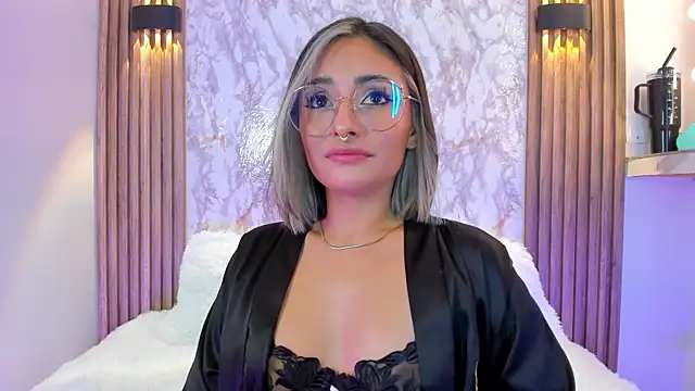 Nanda Vixen online show from 02/22/25, 08:07