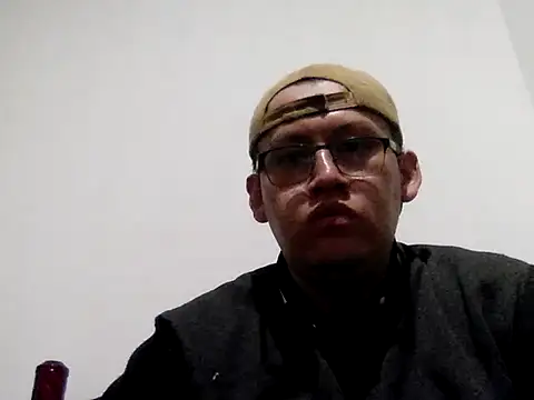Snapshot of Alejandro_120600 chatting on 08/02/26, 06:34 Alejandro 120600 online show from 08/02/26, 06:34
