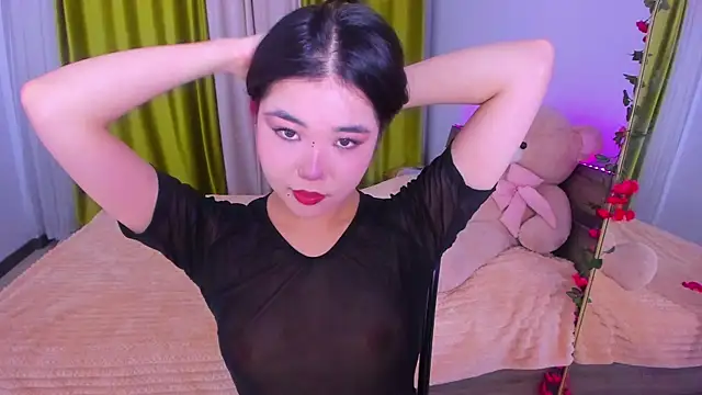 Snapshot of Dollyaa chatting on 10/10/25, 12:48 Dollyaa online show from 10/10/25, 12:48