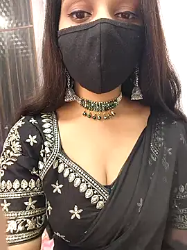 Snapshot of Sexy-ashi chatting on 12/14/25, 05:13 Sexy-ashi online show from 12/14/25, 05:13