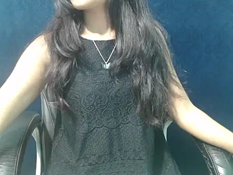 Yashi online show from 11/25/25, 01:33