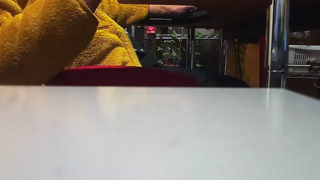 Snapshot of qoooqing67 chatting on 12/18/24, 06:10 qoooqing67 online show from 12/18/24, 06:10